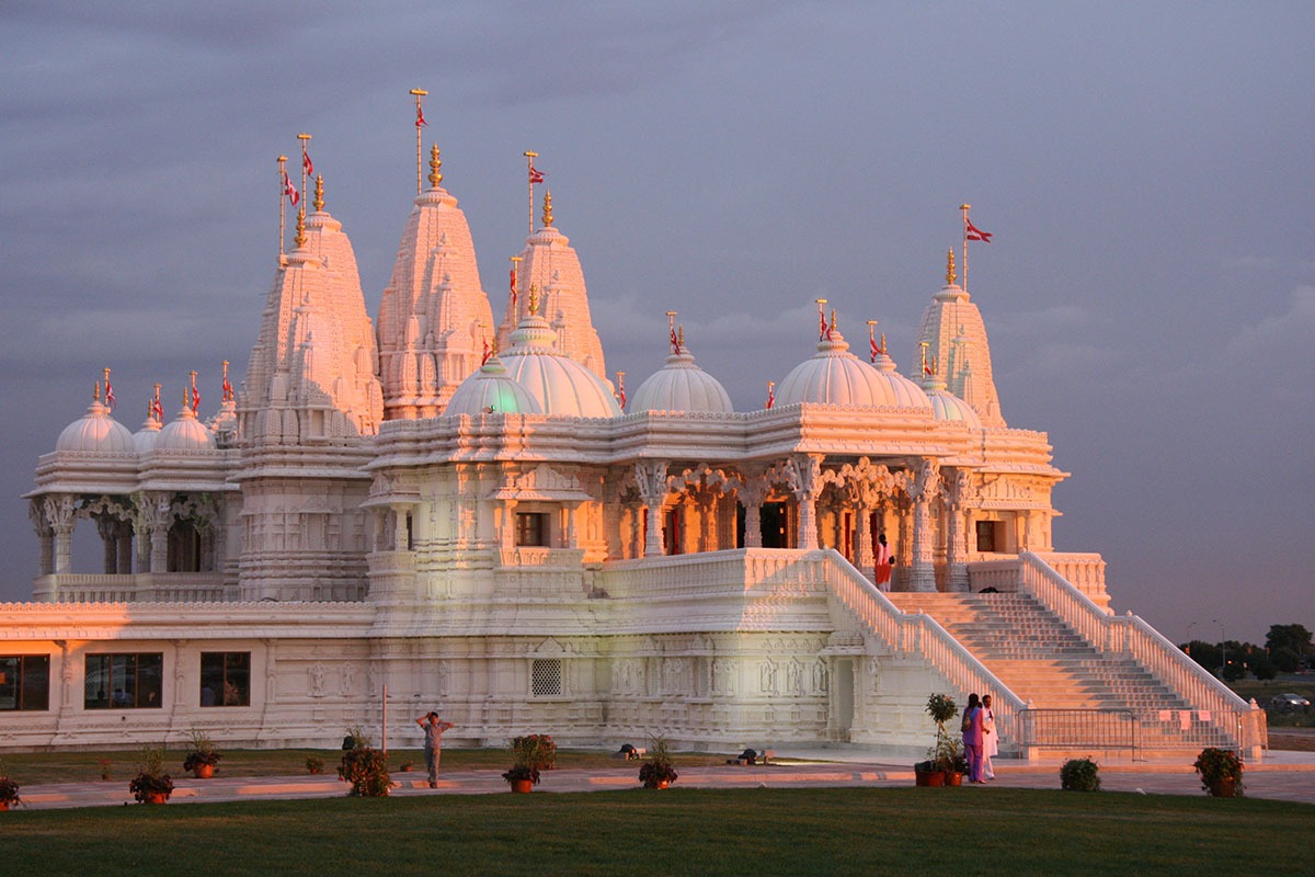 કેનેડામાં BAPS સ્વામિનારાયણ મંદિરમાં તોડફોડ, દીવાલ પર ખાલિસ્તાની સૂત્રો લખાયા, ભારત સરકારે કડક કાર્યવાહી કરવા કહ્યું