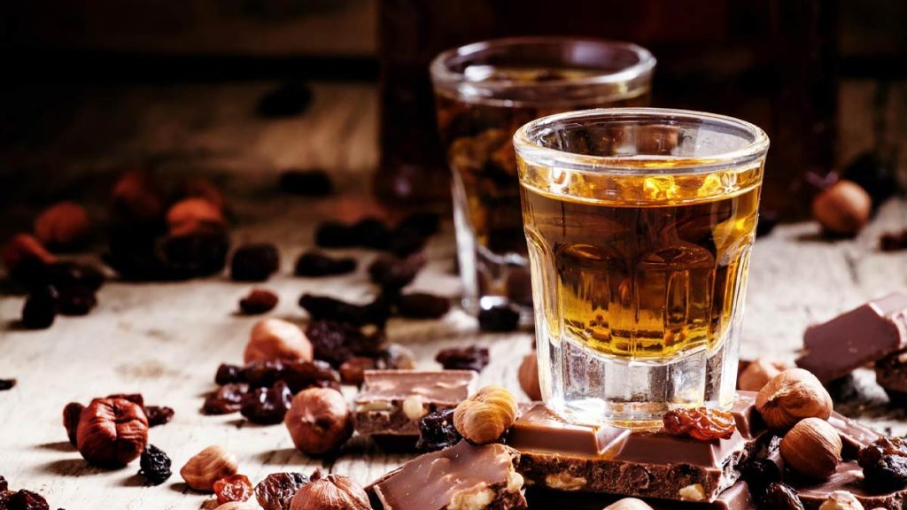 Know health benefits of walnut water