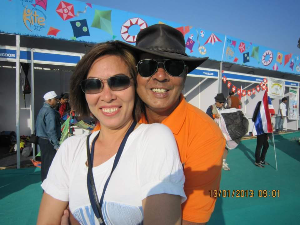 International Kite Festival 2023 મળો હાફ ઇંગ્લિશ હાફ ઇન્ડિયન કાઇટ ફાઈટર સબરીનાને, જેના પિતાએ પણ