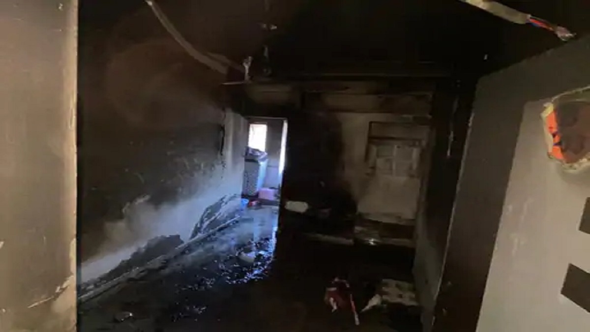 smart-tv-exploded-house-fire-in-gandhinagar-87846