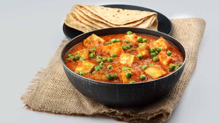 Matar Paneer Recipe: સ્વાદિષ્ટ અને ગ્રેવીવાળુ મટર પનીરનું શાક બનાવવાની ...