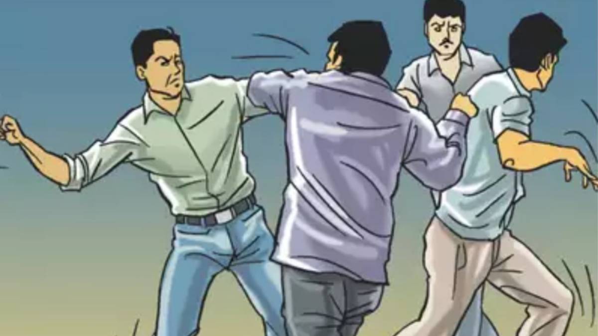 rajkot-news-bootlegger-attack-on-police-and-attampt-suicide-in-kubaliyapara-594392