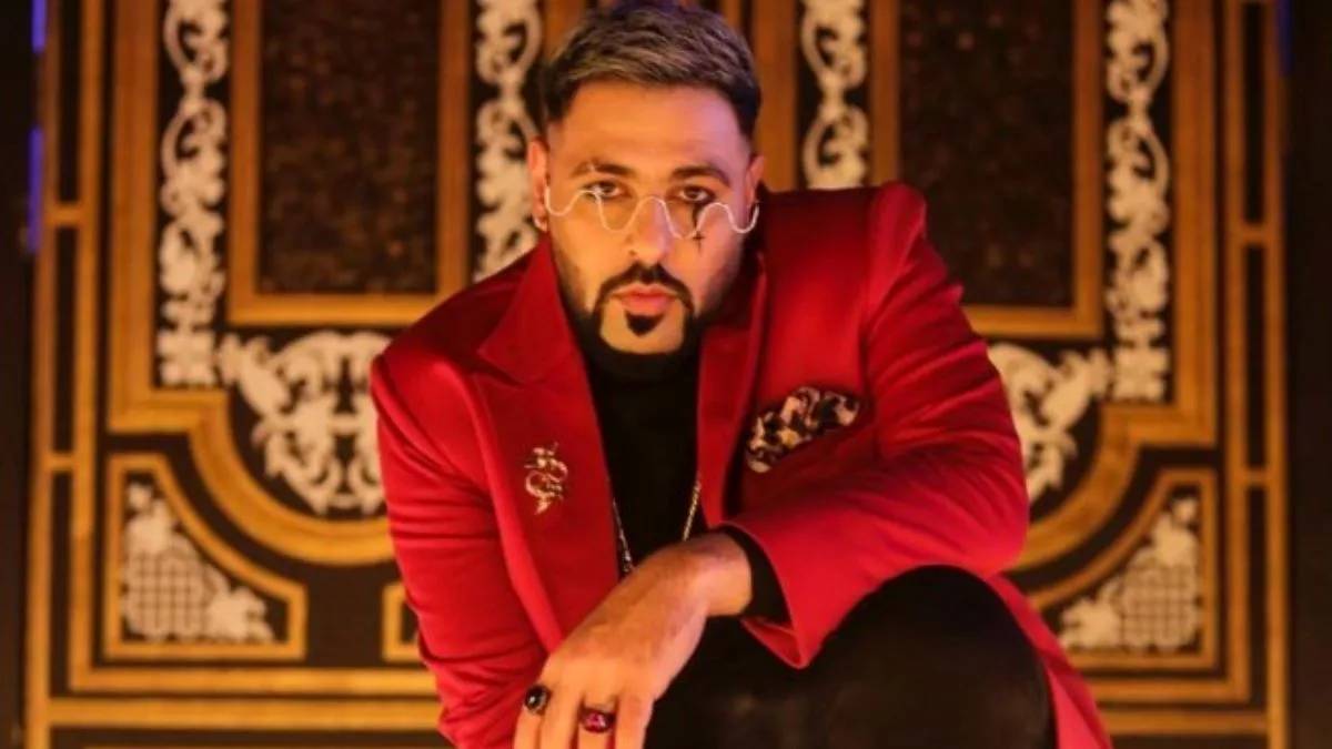 rapper-badshah-issued-an-apology-for-rising-controversy-on-sanak-song-using-bholenath-name-in-lyrics-120493