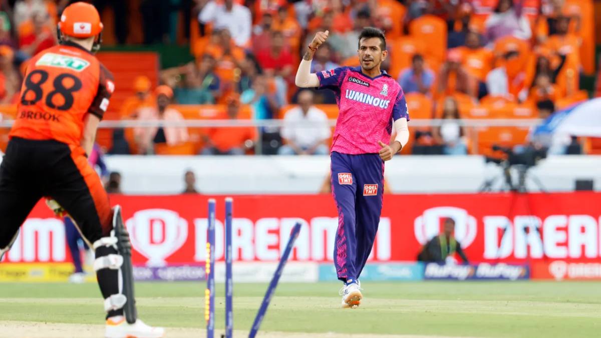 ipl-2023-yuzvendra-chahal-gets-300-wicket-in-t20-cricket-112012