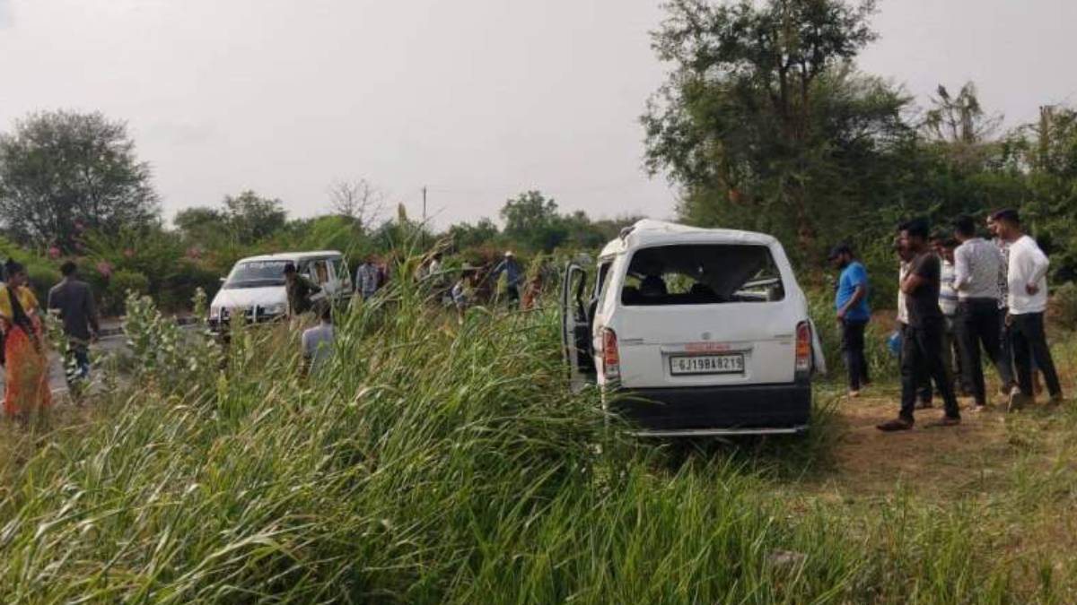 mahisagar-news-2-killd-and-5-injured-in-car-accident-137029