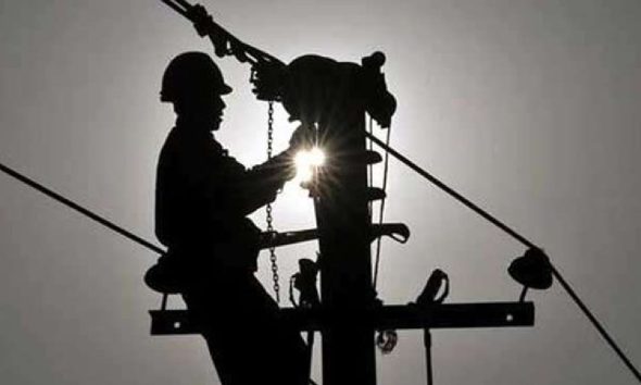 gujarat-government-imposes-esma-on-power-sector-employees-strike-banned-for-6-months