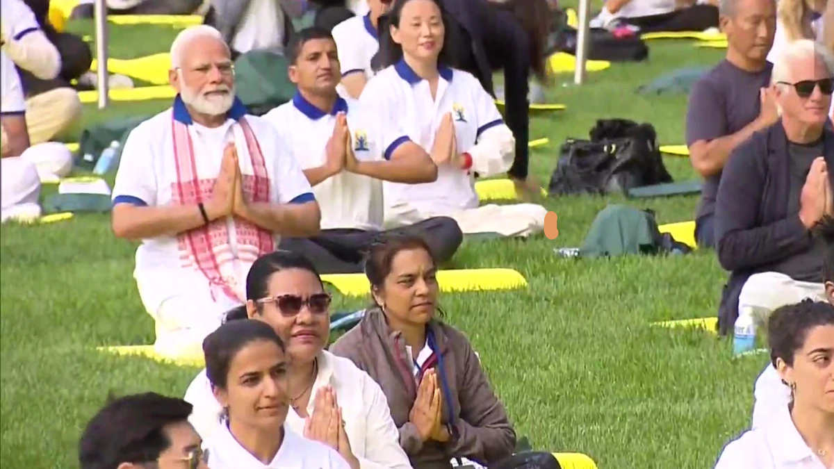 pm-modi-us-visit-day-2-live-prime-minister-narendra-modi-to-attend-9th-international-yoga-day-celebrations-at-the-un-headquarters-join-first-lady-jill-biden-in-virginia-latest-update