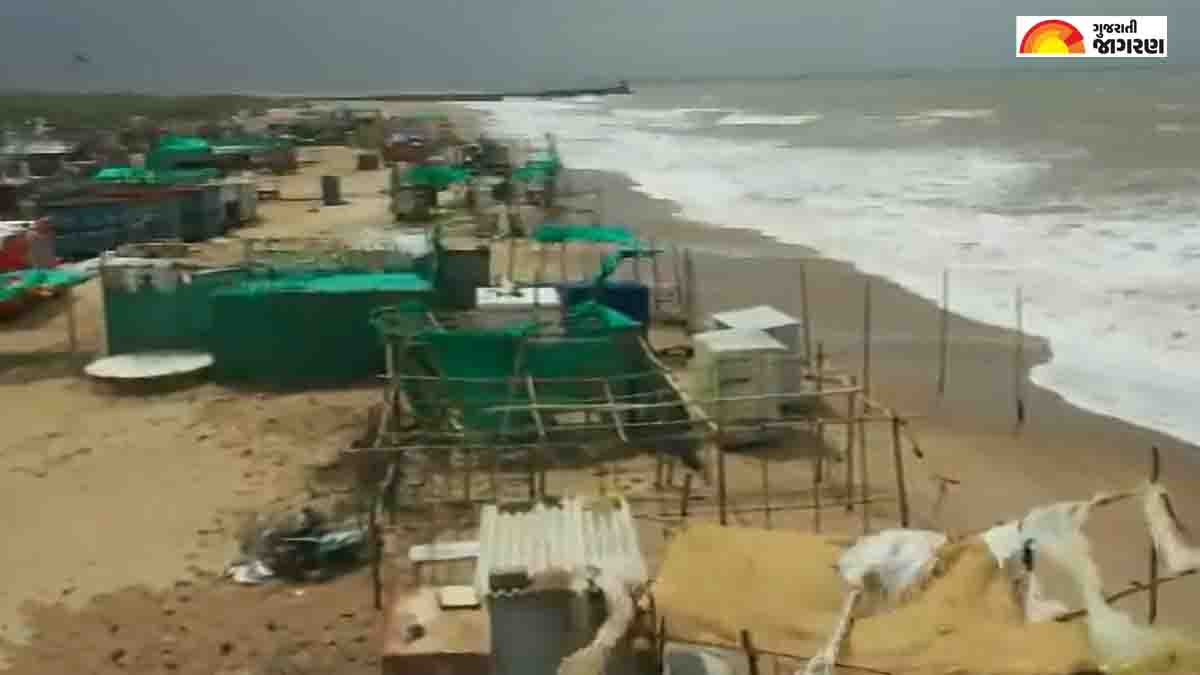 cyclone-biparjoy-live-tracking-map-gujarat-weather-forecast-today-cyclonic-storm-latest-live-location-current-speed-status-date-time-updates-146443
