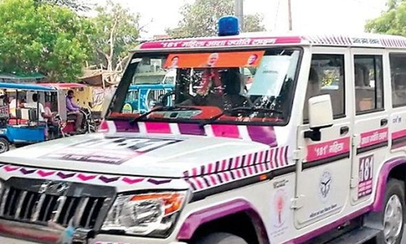 181 Women Helpline: વલસાડમાં એક વર્ષમાં 2700થી વધુ મહિલાઓની વ્હારે આવી 'અભયમ' ટીમ, 553 કોલમાં રેસ્ક્યુ વાન ડિસ્પેચ કરાઈ