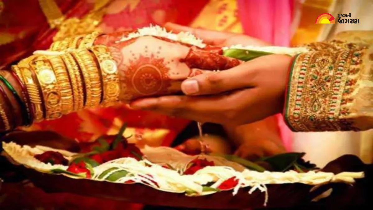vivah-muhurat-in-december-2023-marriage-dates-auspicious-times-shubh-lagan-muhurat-as-per-hindu-panchang-211767