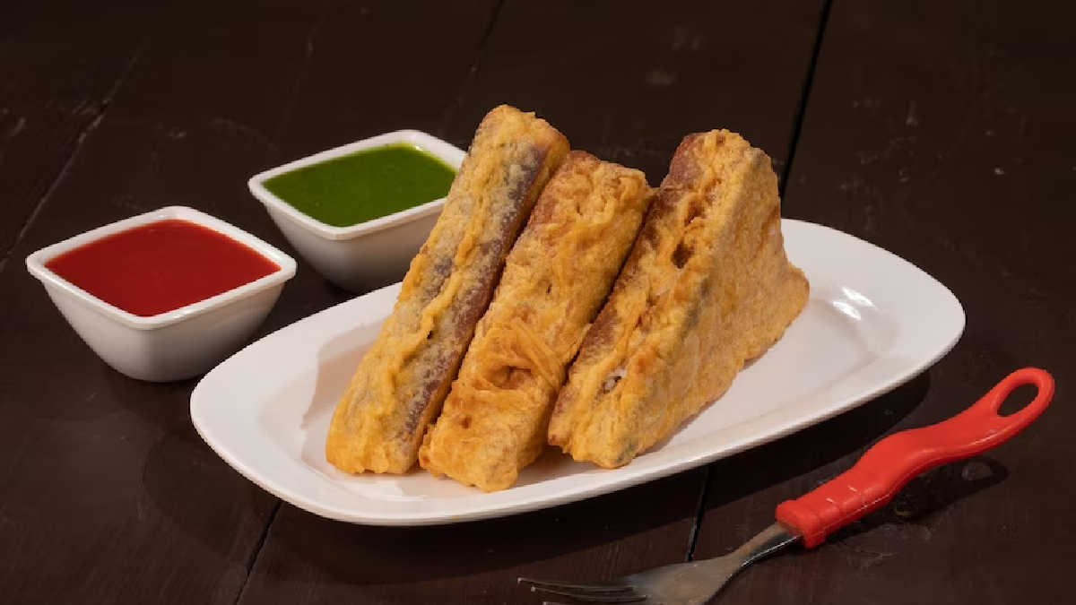 Bread Pakora Recipe: વરસાદની સીઝનમાં ઘરે બનાવો રેસ્ટારાં જેવા બ્રેડ ...