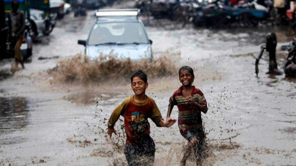 today-weather-19-august-2025-possibility-of-rain-in-delhi-humidity-in-up-bihar-read-weather-update-587833