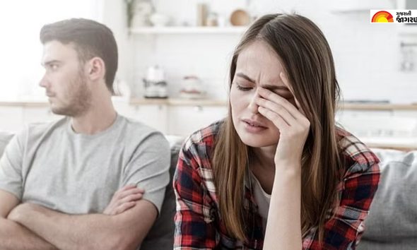 why-do-you-feel-lonely-in-a-relationship-know-5-reasons