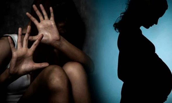 Valsad: ઉમરગામમાં પાડોશી યુવકે લગ્નની લાલચ આપી શરીર સબંધ બાંધતા 16 વર્ષની તરુણી ગર્ભવતી બની, તબીબી તપાસમાં ભાંડો ફૂટ્યો