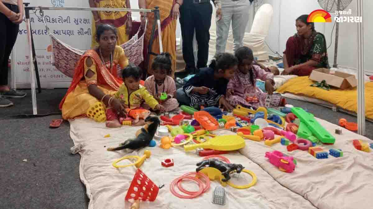 ambaji-bhadarvi-poonam-2023-bal-sahayata-kendra-reunited-380-children-with-their-families-204357