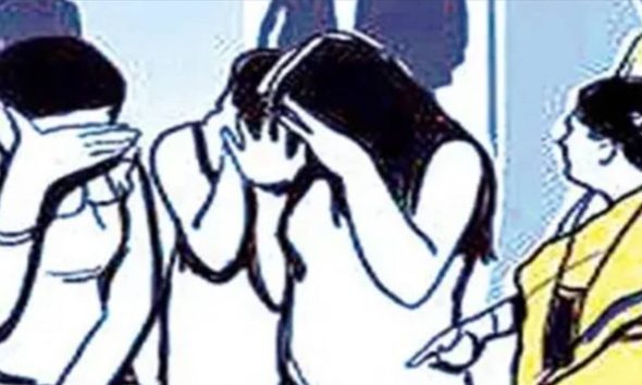 Surat: પાલમાં સ્પાની આડમાં ધમધમતા સેક્સ રેકેટનો પર્દાફાશ, શરીરસુખ માણવા આવેલા 3 ગ્રાહકો ઝડપાયા