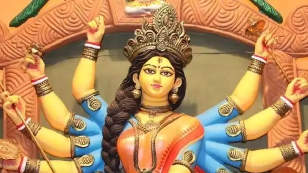 shardiya-navratri-2023-colours-with-date-october-know-nine-colors-of-navaratri-and-their-significance-207704