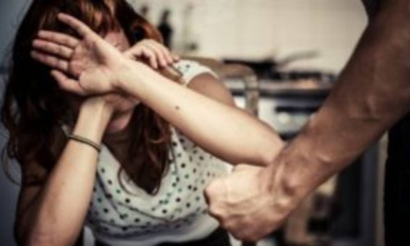 ahmedabad-news-man-brutally-assaults-wife-and-daughter-over-loan-dispute-in-ranip