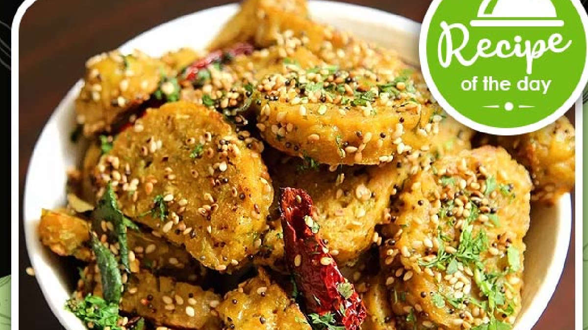 how-to-make-crispy-and-soft-lauki-or-dudhi-muthiya-recipe-in-gujarati-255573