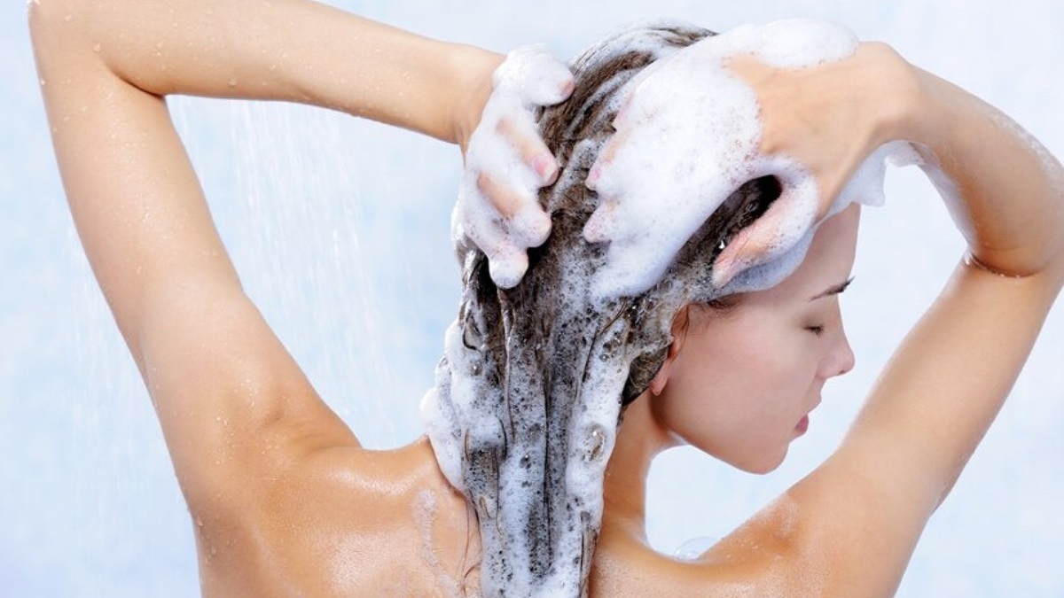 hair-care-tips-how-many-times-a-week-should-i-wash-my-hair-256036