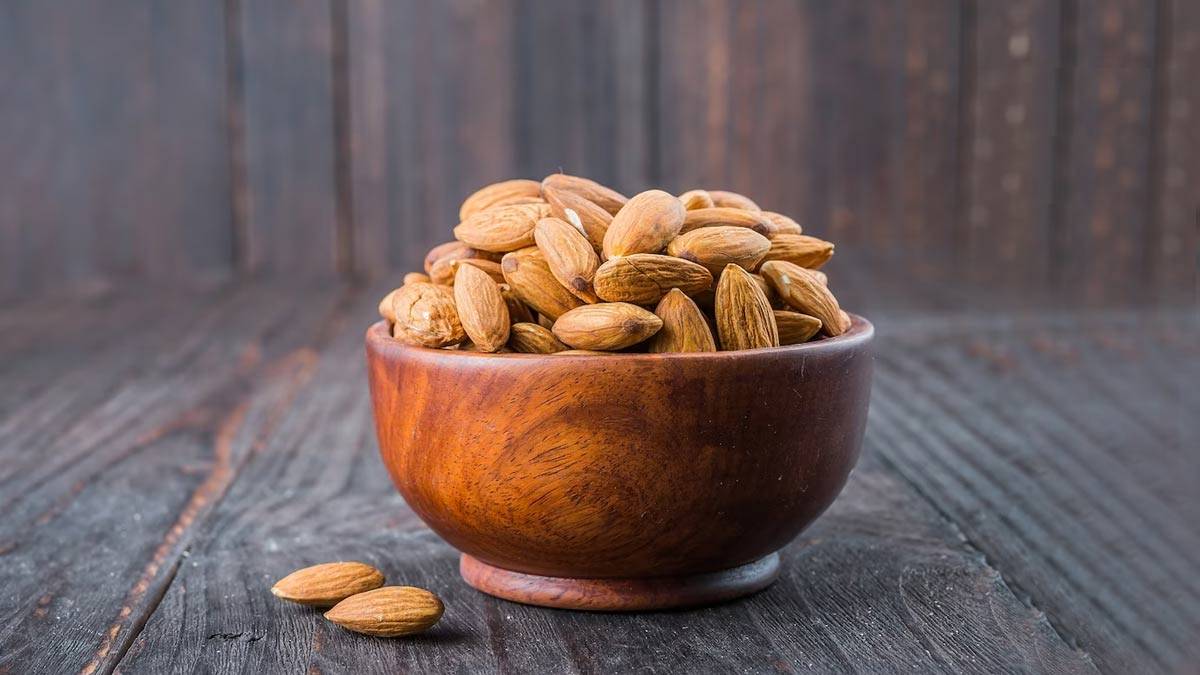 side-effects-of-consuming-too-many-almonds-in-winter-in-gujarati-256017