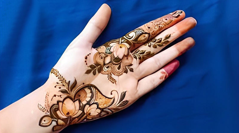 cut out lotus mehndi designs