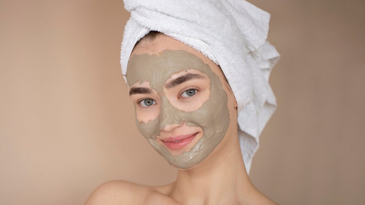 increase-your-beauty-with-this-face-pack-made-from-bitter-gourd-you-will-get-rid-of-many-problems-252309