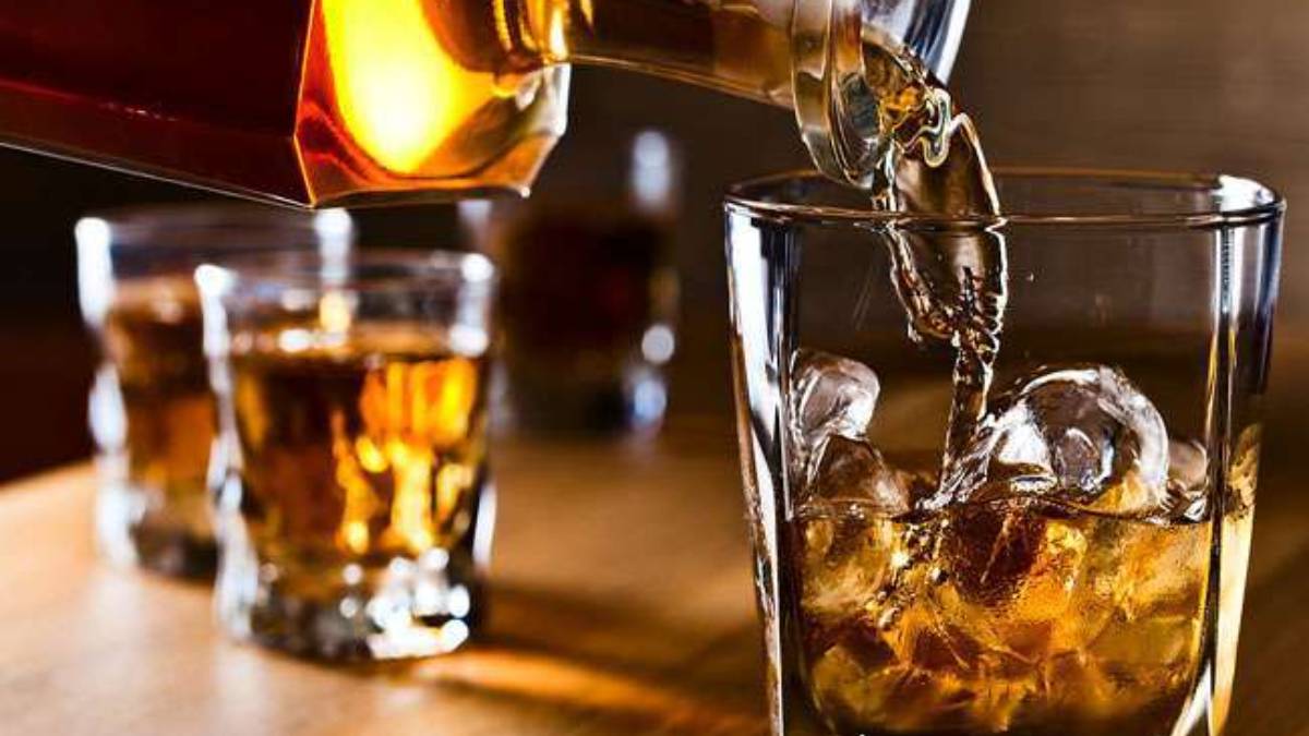 health-liquor-permit-fee-hiked-now-this-much-fee-will-have-to-be-paid-for-a-new-permit-664569