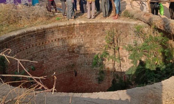 'મને તું ગમતી નથી, જતી રહે..'- મોરવાહડફમાં લફરેબાજ પતિના ત્રાસથી પત્નીનો 5 માસના પુત્ર સાથે આપઘાત, ઘર નજીક કૂવામાં જંપલાવી જિંદગી ટૂંકાવી