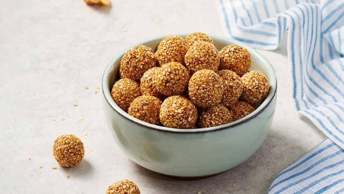 eat-sesame-seeds-and-gond-laddu-daily-in-winter-weakness-removed-and-healthy-body-in-gujarati-262248