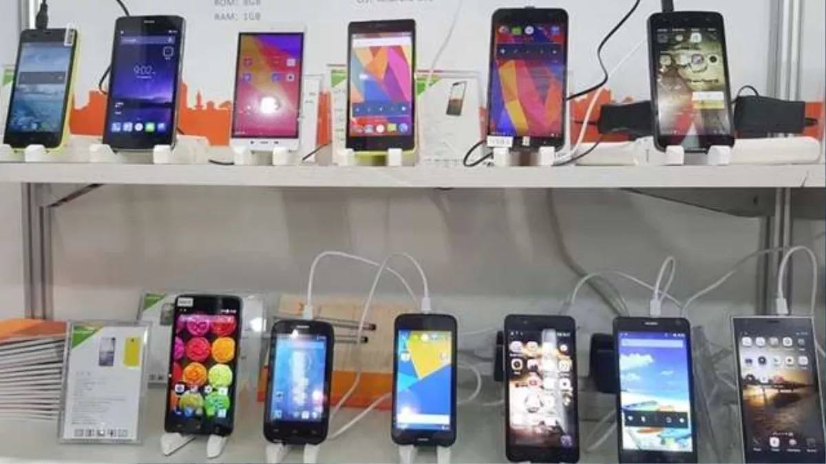 new-gst-rates-2025-on-smartphones-electronics-acs-and-tvs-597204