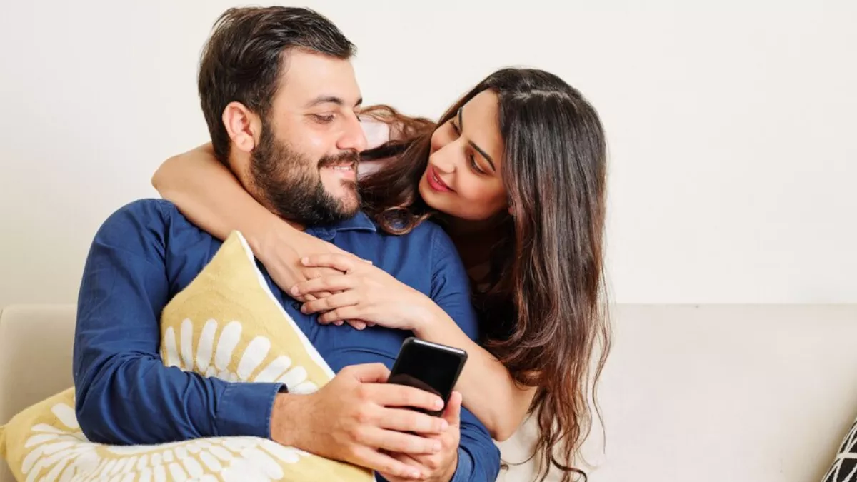 Relationship Tips: સીરિયસ રિલેશનશિપમાં જોડાતા પહેલા આ 'રેડ ફ્લેગ્સ' અને આ વાતોનું ખાસ ધ્યાન રાખો