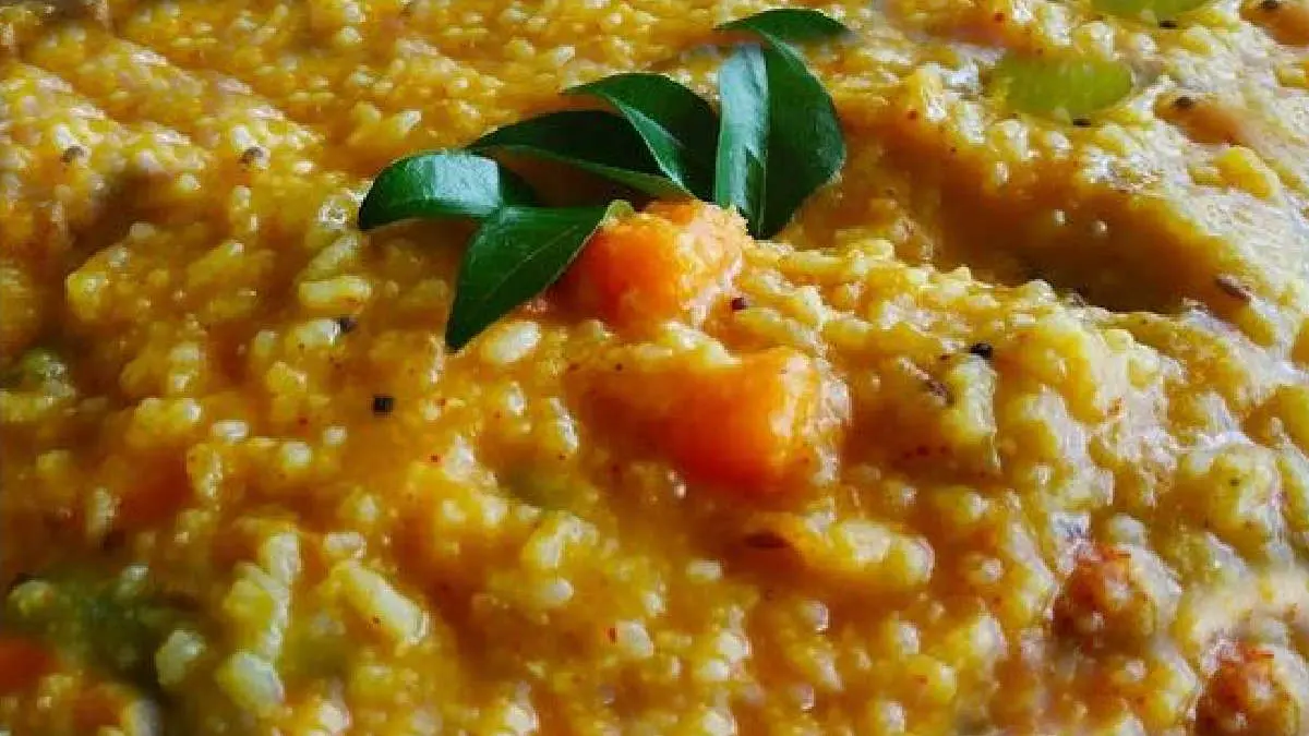 tasty-masala-khichdi-recipe-in-gujarati-287592