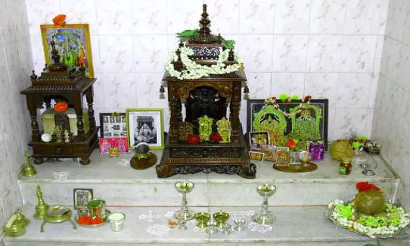 home-temple-vastu-do-not-keep-such-idols-of-god-in-the-temple-of-your-home