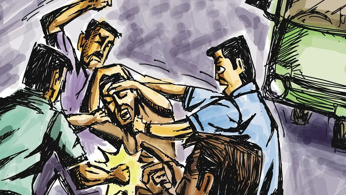rajkot-news-drunk-man-assaults-another-breaks-arm-after-refusal-of-sexual-advances-in-gondal-592080