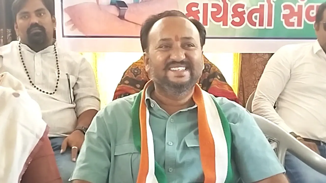 amid-parshottam-rupalas-statement-congress-played-the-kshatriya-card-and-announced-the-name-of-jashpal-singh-padhiar-on-the-vadodara-lok-sabha-seat-310695
