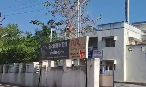 Mehsana: વાવ-ધરોઈ રોડ પર વાહનની ટક્કરે નિવૃત્ત ફોરેસ્ટકર્મીનું મોત,  નિવૃત્તિ બાદ સેવા આપવા જતા અકસ્માત નડયો