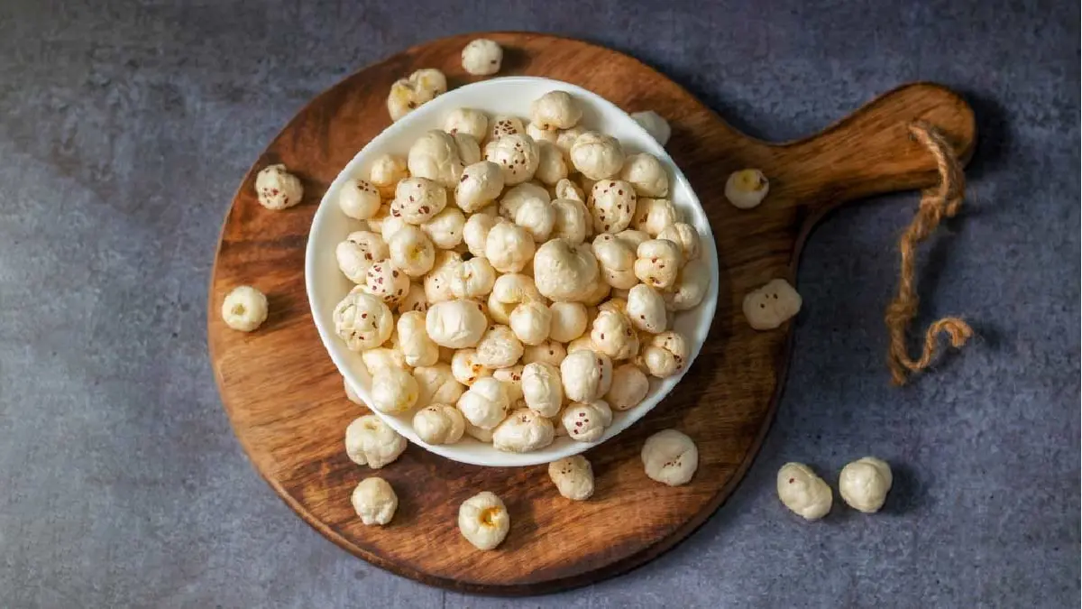 benefits-of-makhana-makhana-is-full-of-benefits-know-its-benefits-disadvantages-and-the-right-way-to-eat-it-376024