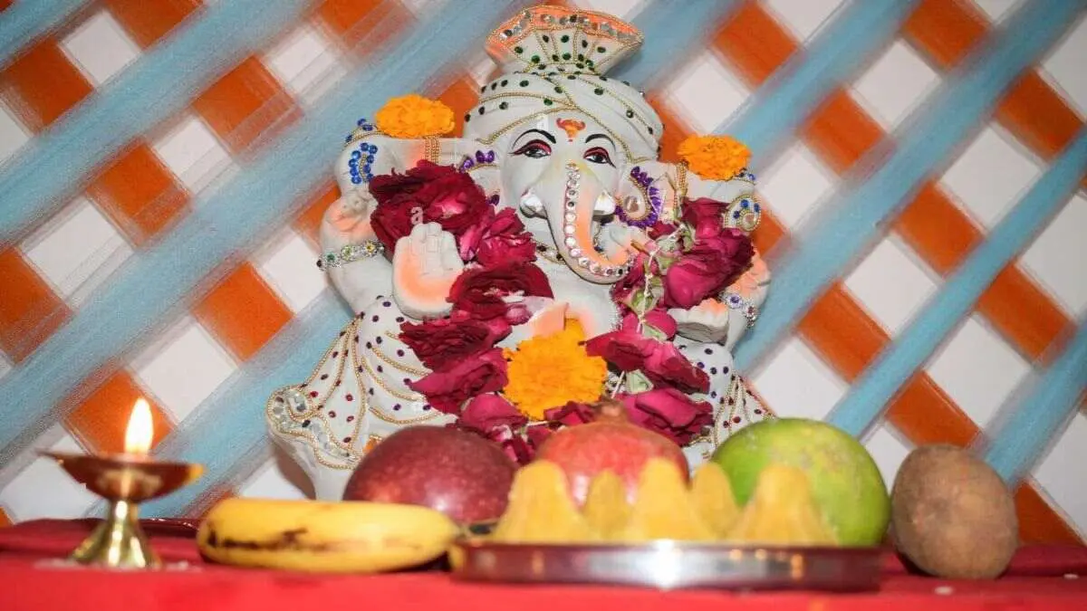 first-heramb-ganesh-chaturthi-vrat-katha-in-gujarati-must-read-and-importance-392857
