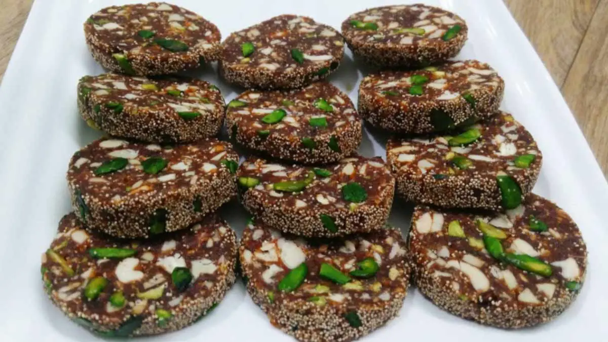 Khajur Pak Recipe: શિયાળામાં જરૂર બનાવજો ખજૂર પાક, નોંધી લો રેસિપી