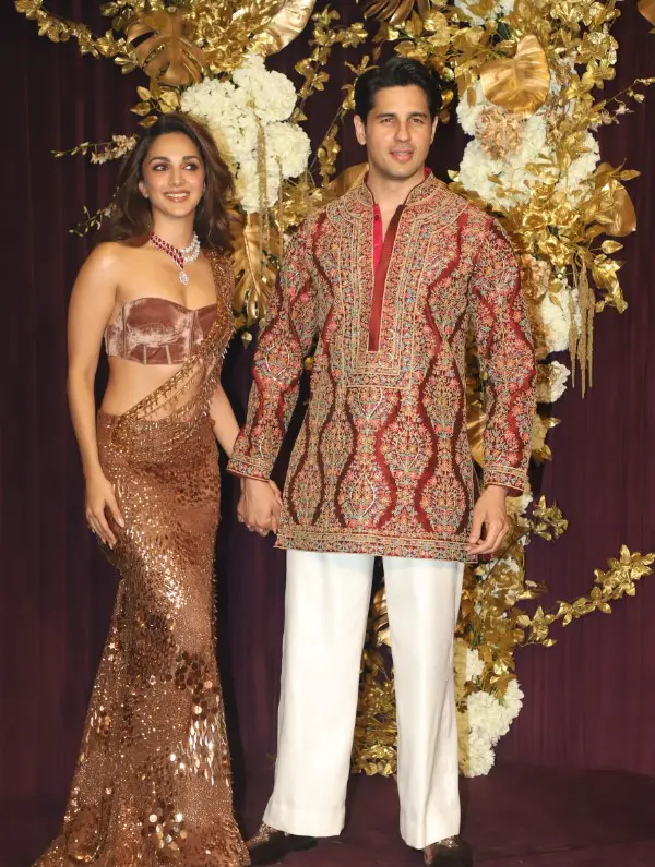 Manish Malhotra Diwali Party 5.jpg