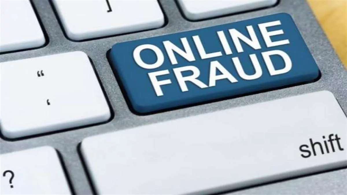 in-ahmedabad-a-girl-who-contacted-a-young-man-through-a-matrimonial-site-duped-him-of-rs-44-lakh-596496