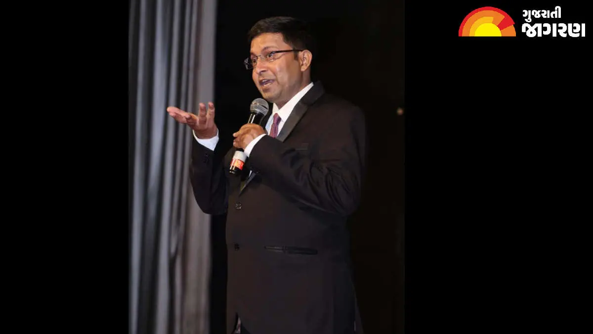 ahmedabad-news-career-counselling-seminar-by-cosmos-castle-international-school-green-campus-of-sachin-bhatnagar