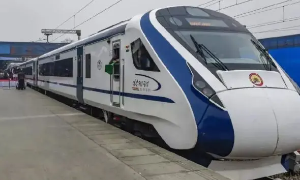 ahmedabad-mumbai-vande-bharat-express-to-run-with-20-coaches-from-jan-26