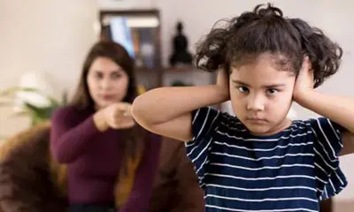 શું તમારું બાળક વાતચીત દરમિયાન કરે છે ખરાબ વર્તન, તો આ રીતે બનાવો આજ્ઞાકારી