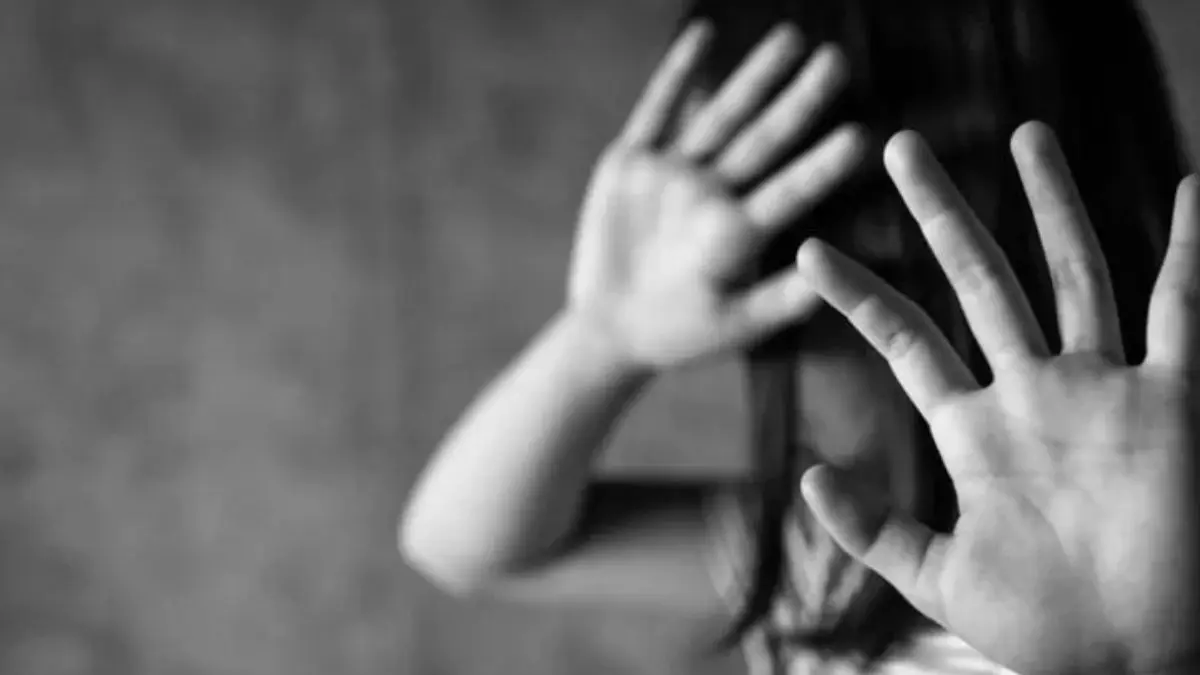 an-old-man-from-talaja-raped-his-granddaughter-sagira-the-police-arrested-the-accused-and-started-action-591632