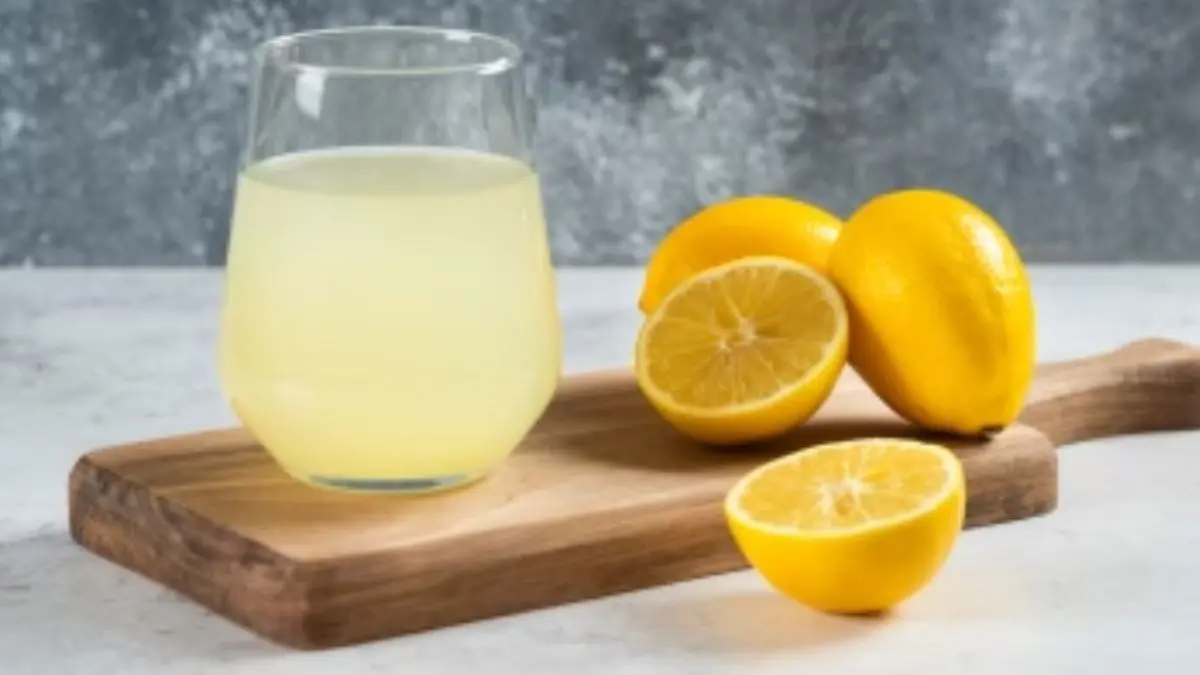 benefits-of-drinking-lemon-water-on-an-empty-stomach-nimbu-pani-na-fayda-594259