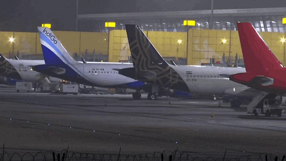india-pakistan-attack-amid-tension-27-airports-including-this-airport-in-gujarat-closed-430-flights-canceled-foreign-airlines-changed-routes-524898