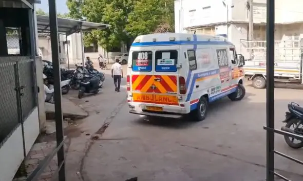 Rajkot: પોલીસ ભરતીની દોડમાં માત્ર 10 સેકન્ડ માટે રહી જતાં હતાશ યુવતીનો આપઘાતનો પ્રયાસ