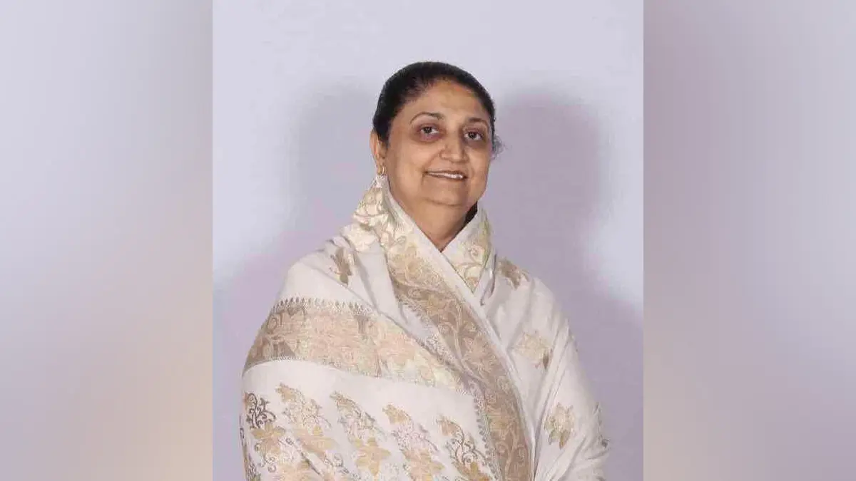 chargesheet-against-ex-mlas-wife-hiralba-reveals-shocking-facts-hunt-on-for-7-including-dubai-links-589084